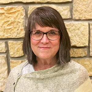 Lynne Hunter